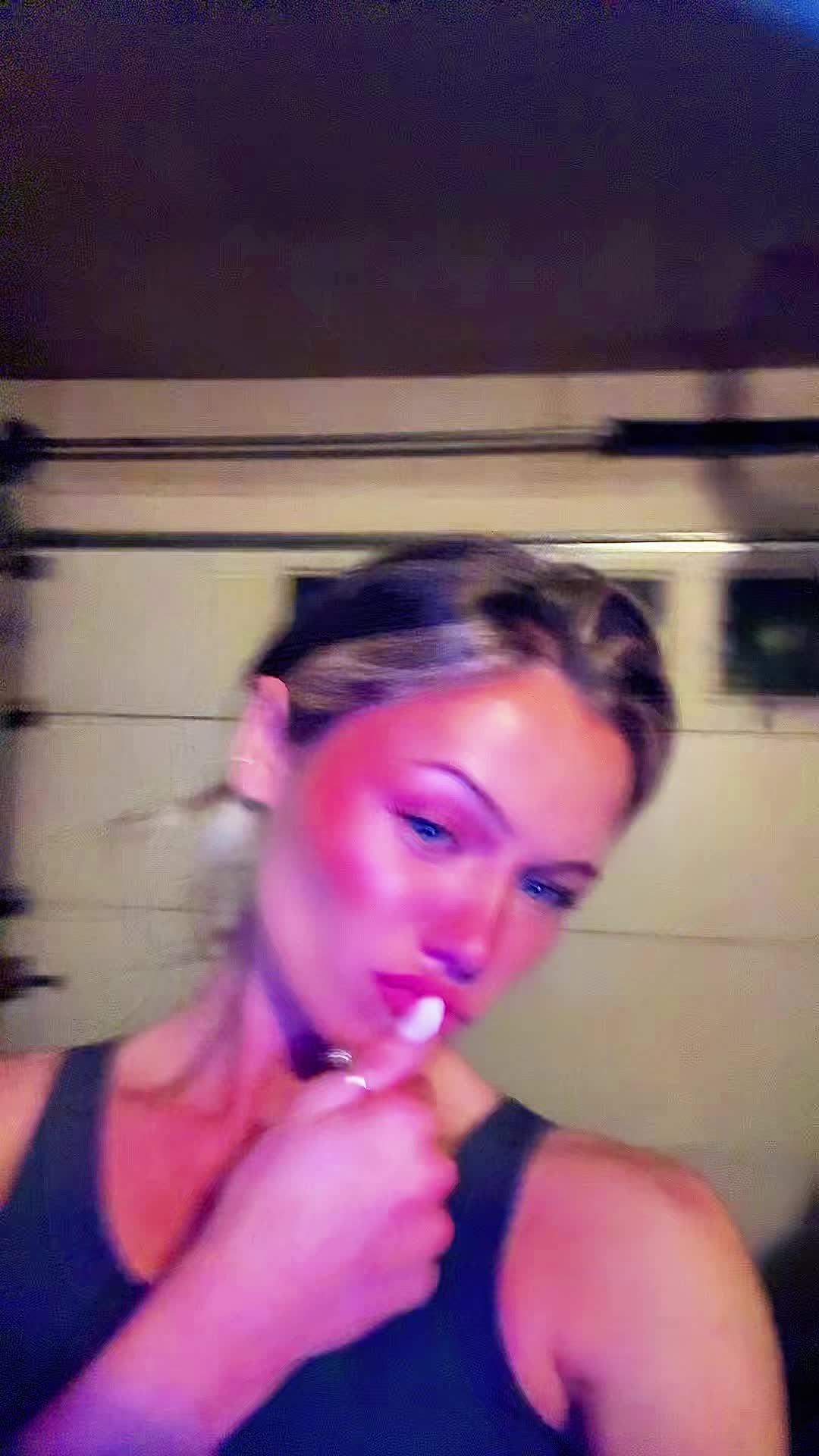 @Nic<3