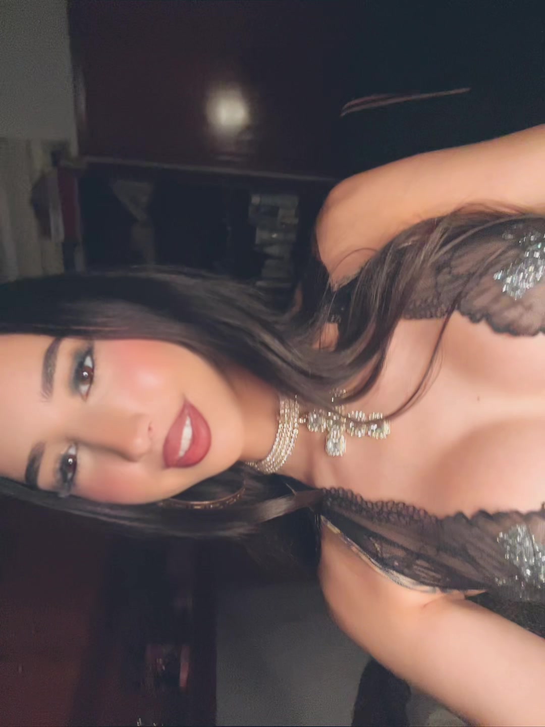 @Thaissss