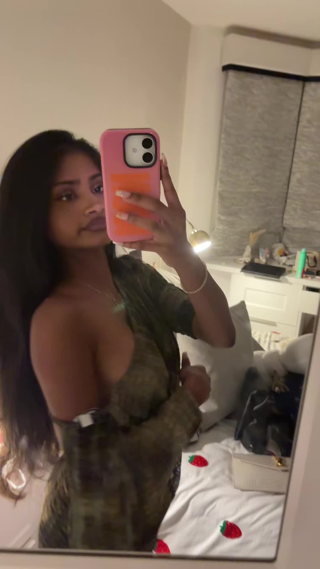 @anika