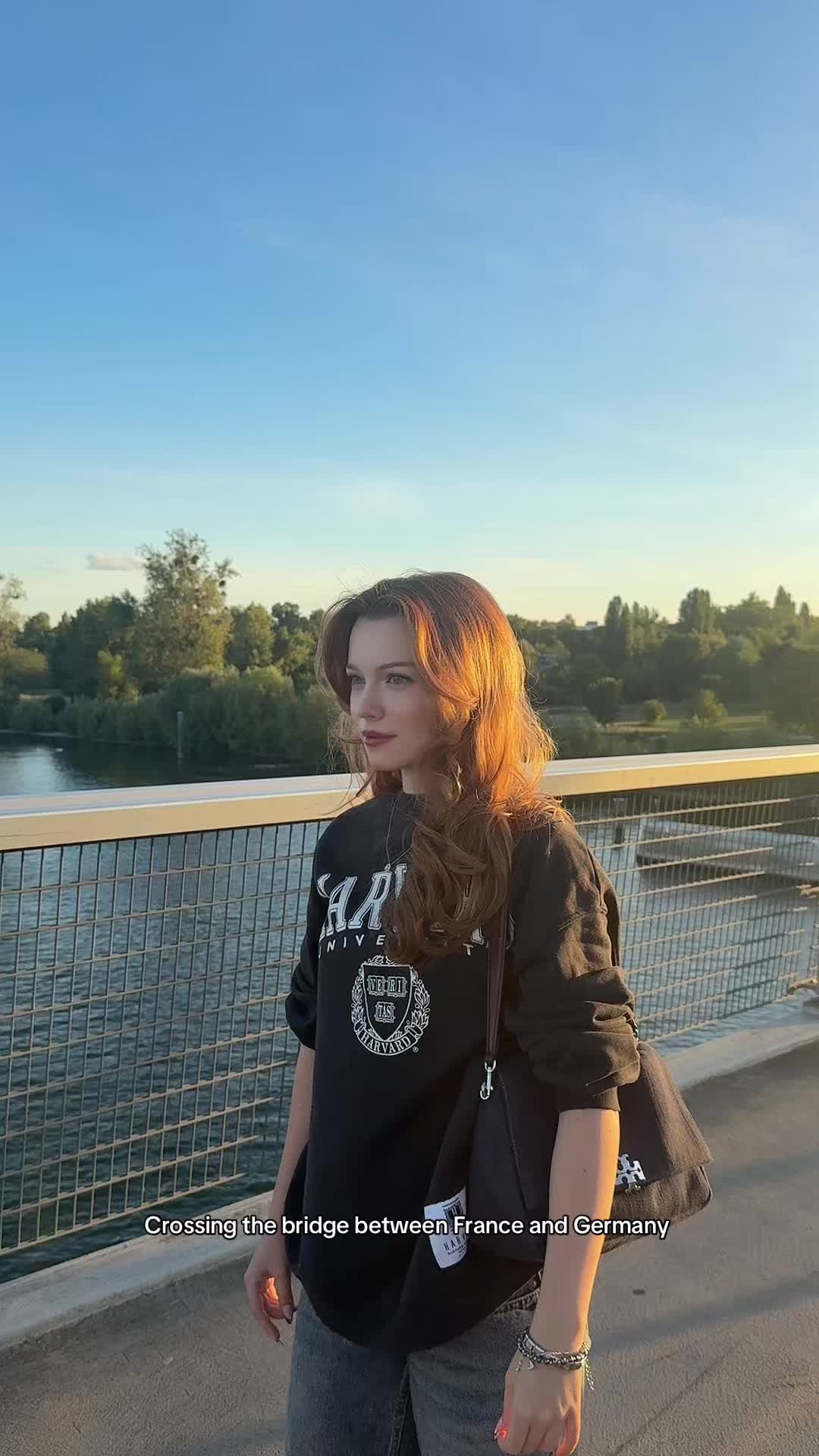 @tiamoralis