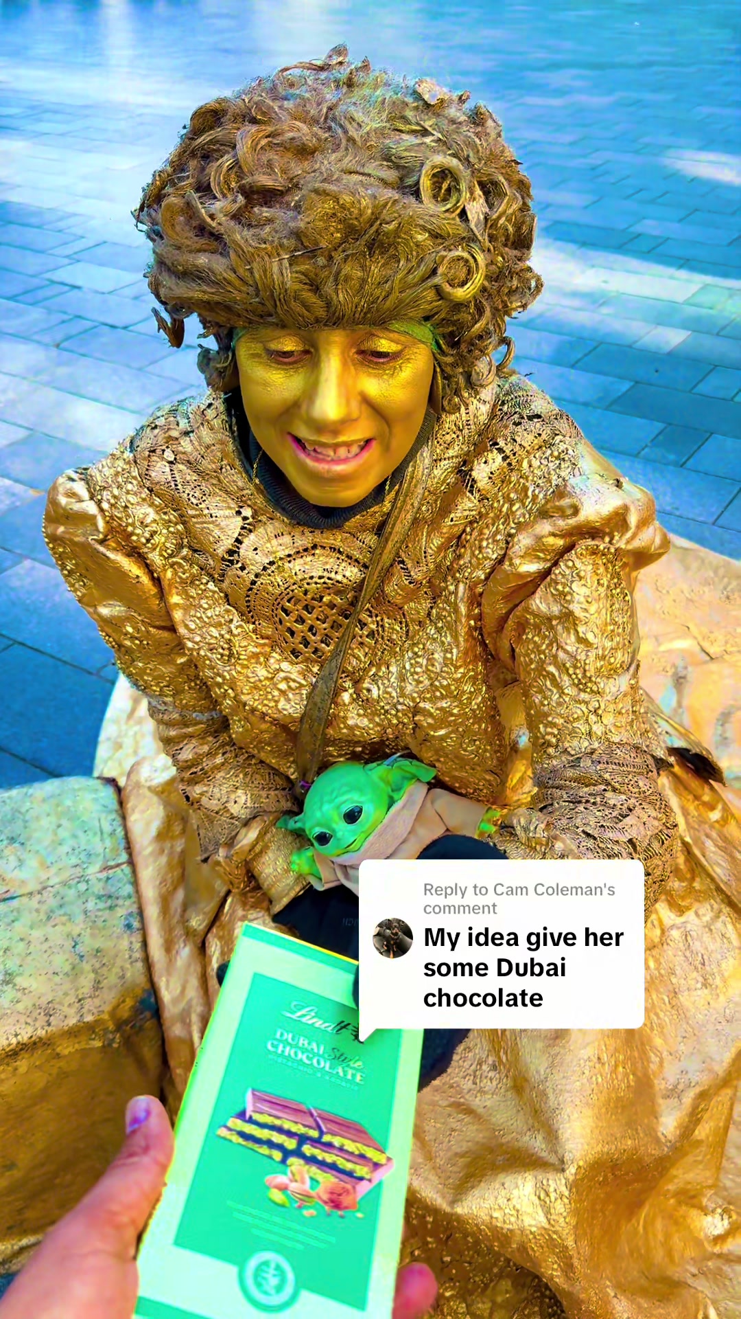 @Gold Lady