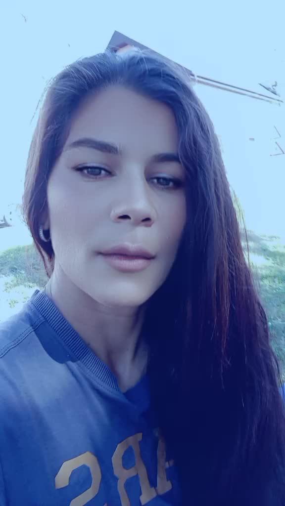 @Mariana Mariana69068