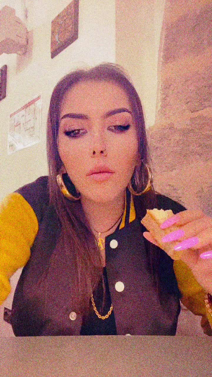@venus black 17⛓️