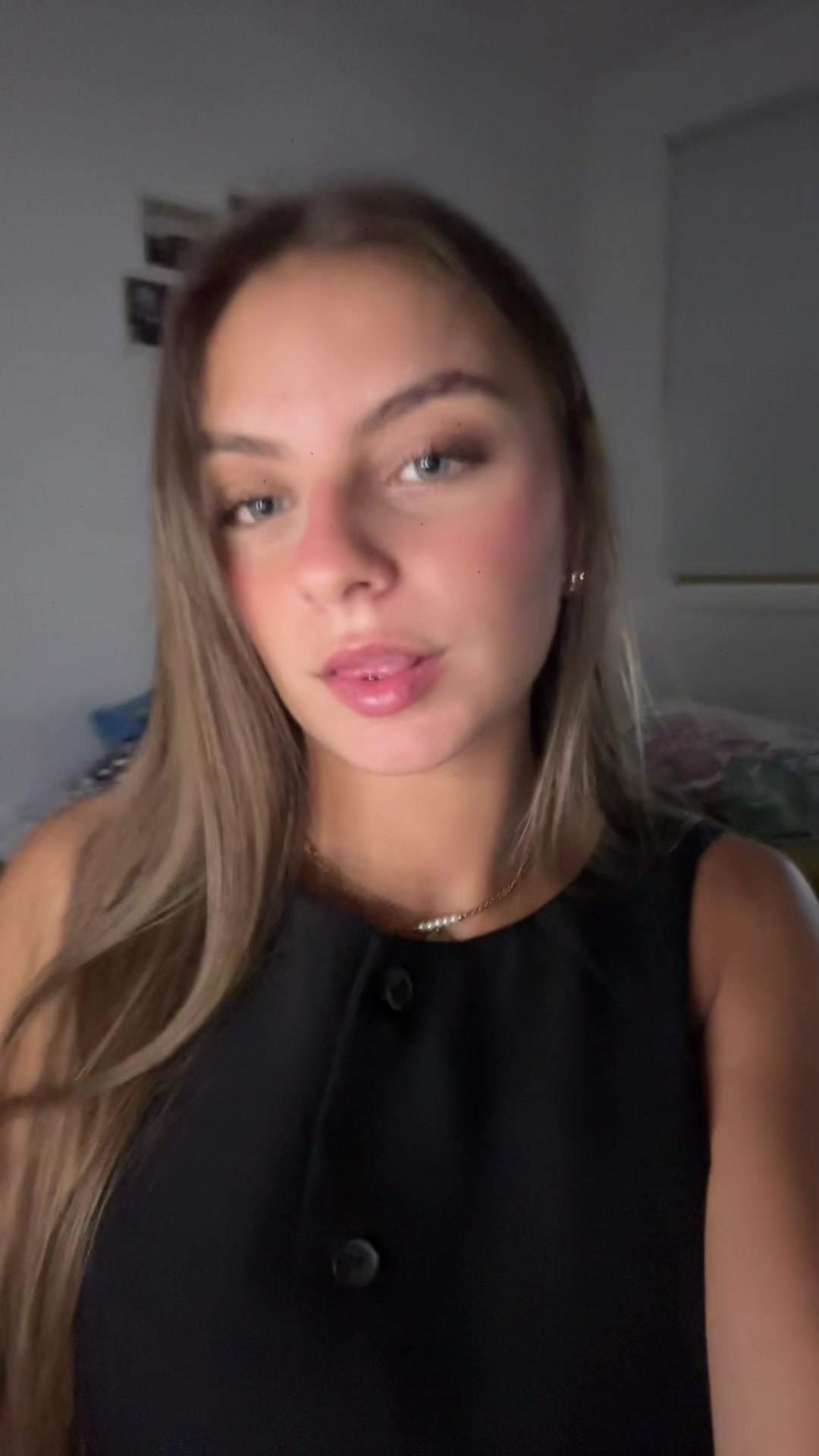 @Ainara