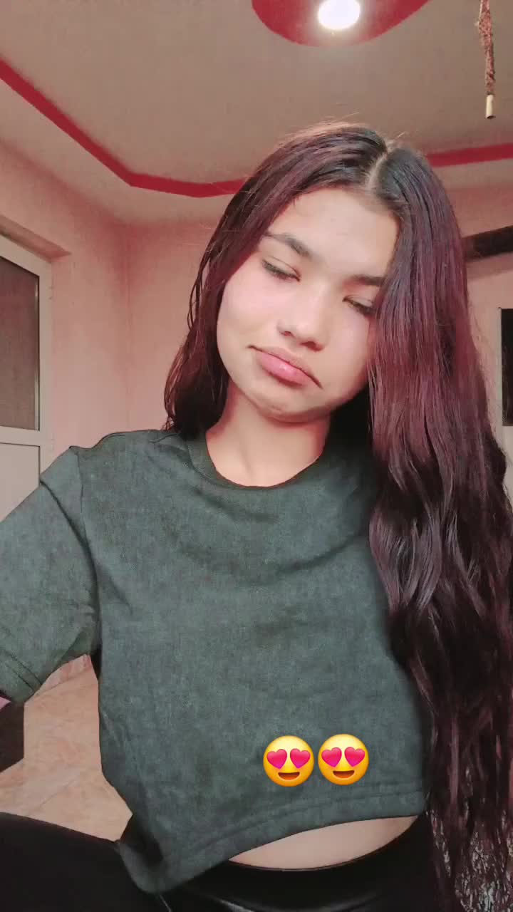 @Valentina🙉❤️