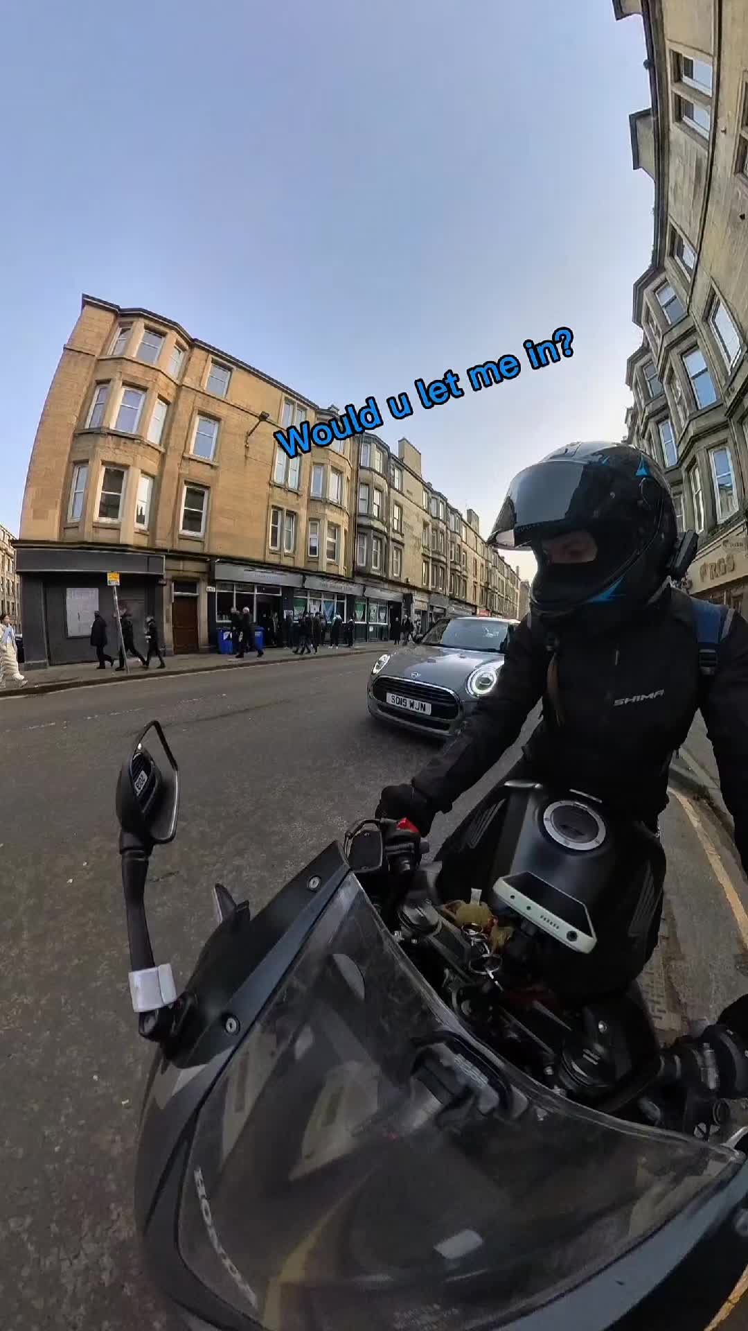 @Demon_RiderGyrl
