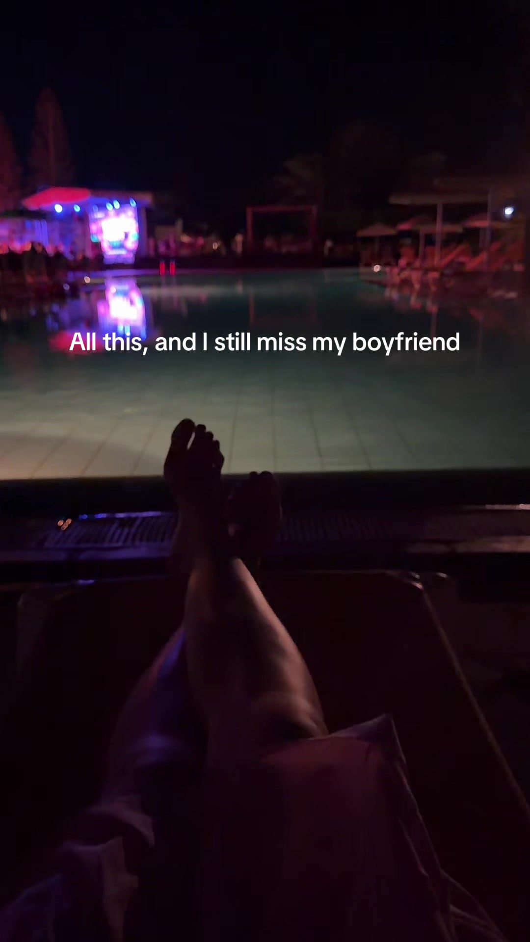 @xoxo, L.