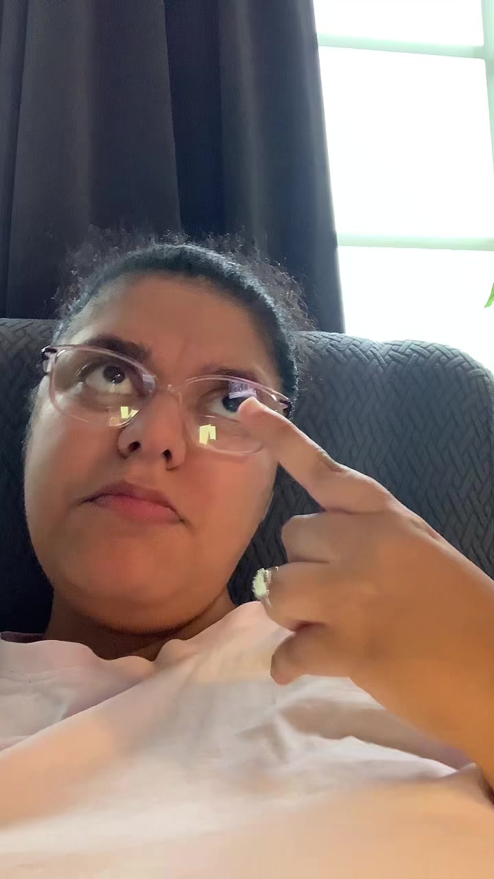 @QueenRana
