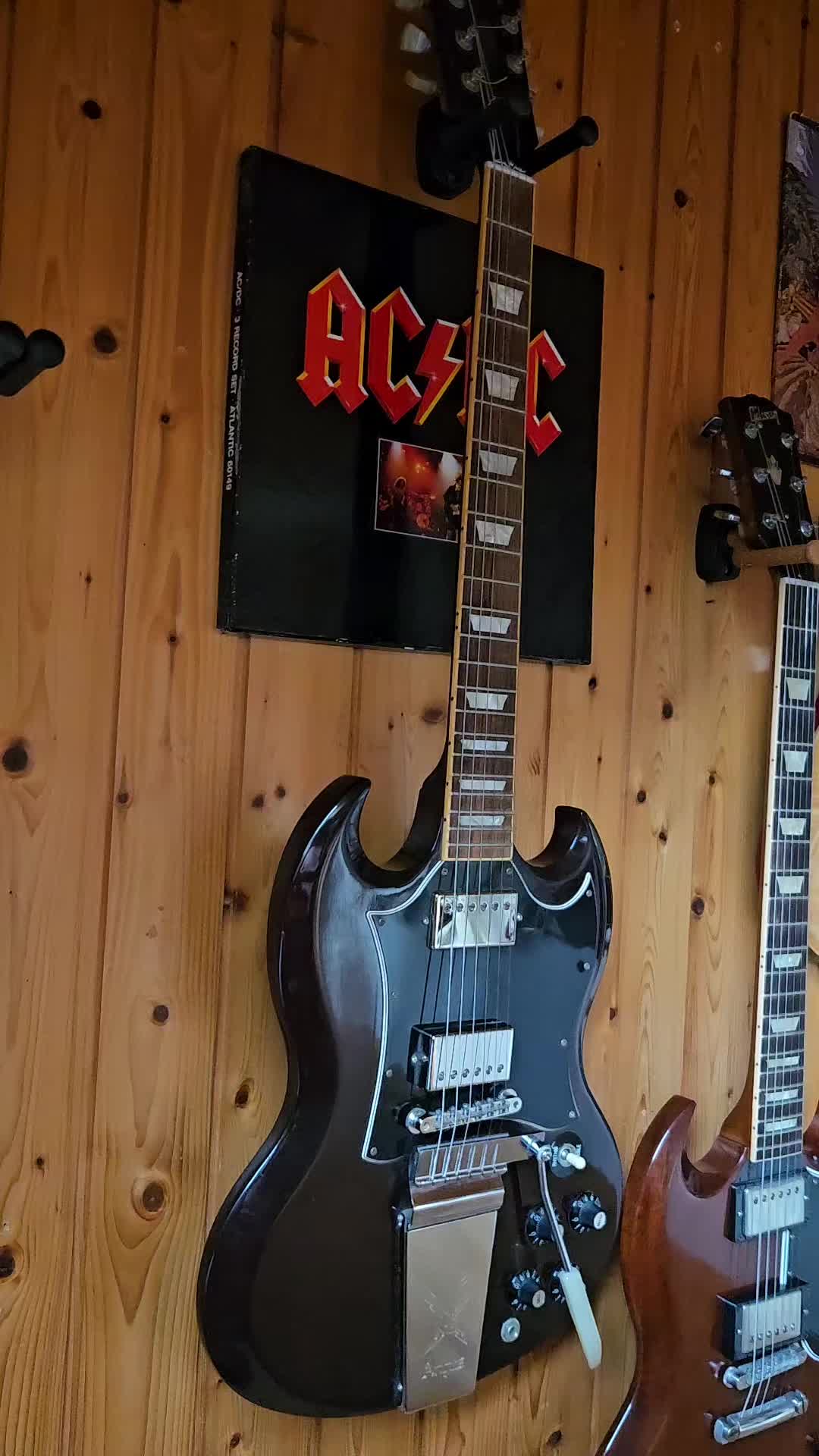 @Antonello Guitars