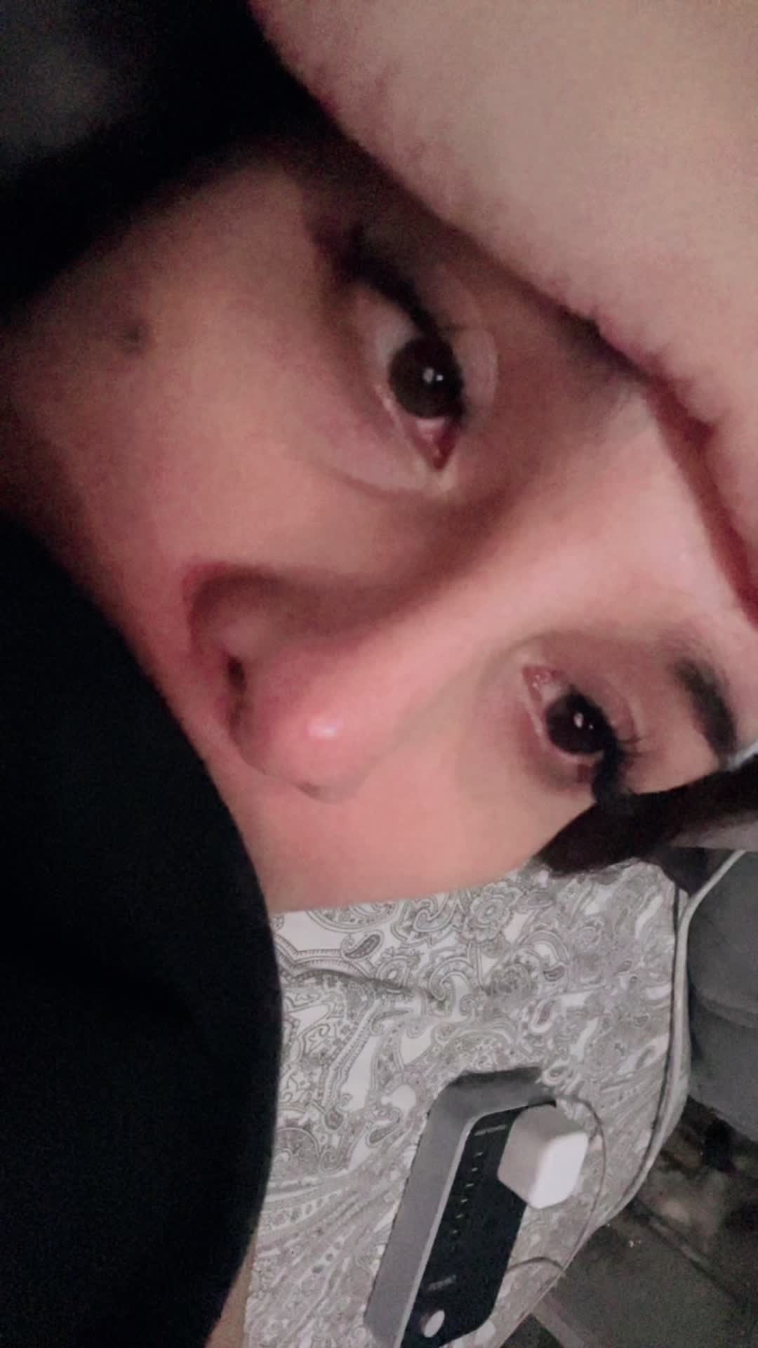 @Putri Urrassya Senrose 🌻🌻