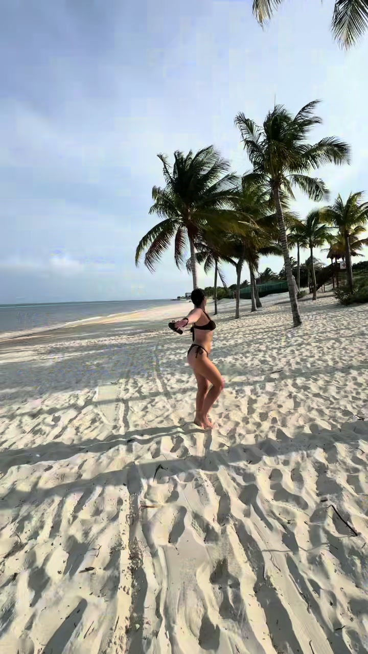 @mollyellizabeth