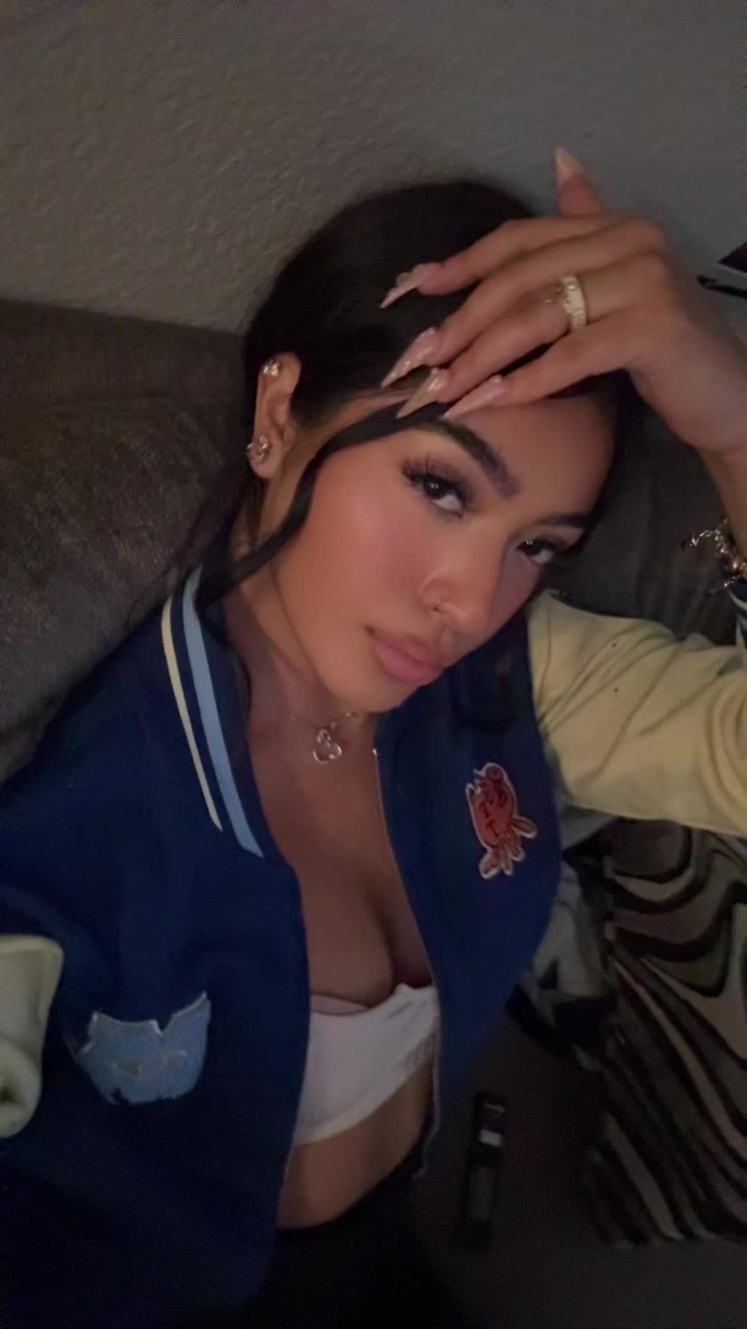 @Natalia Flores