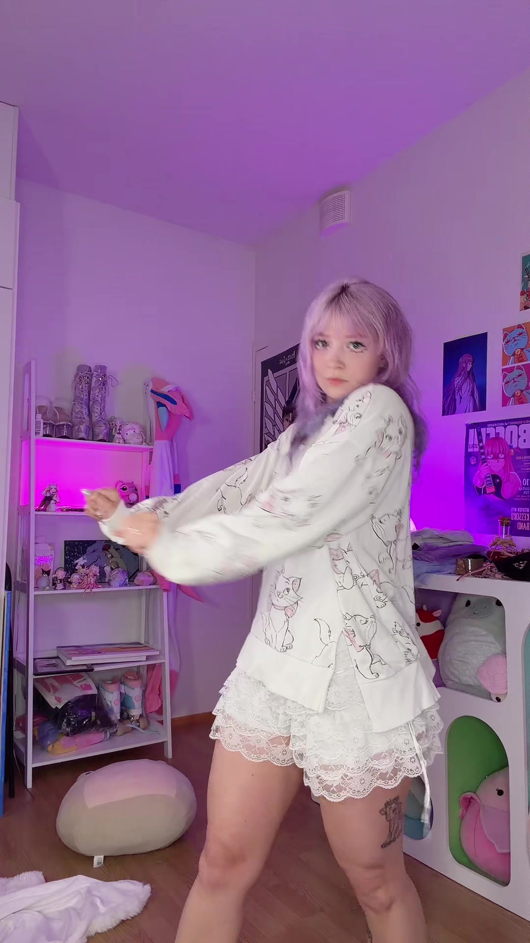 @mooshyq