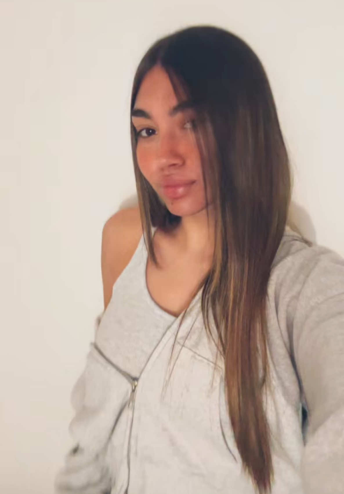 @𝒩𝑜𝑒𝓂𝒾