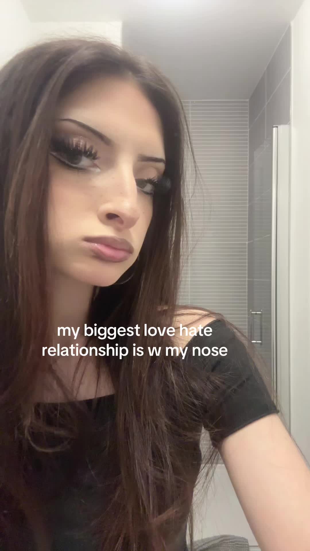 @🧫🛼🏩