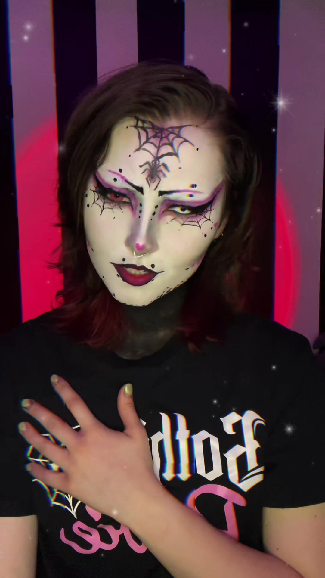 @✨Weird0✨