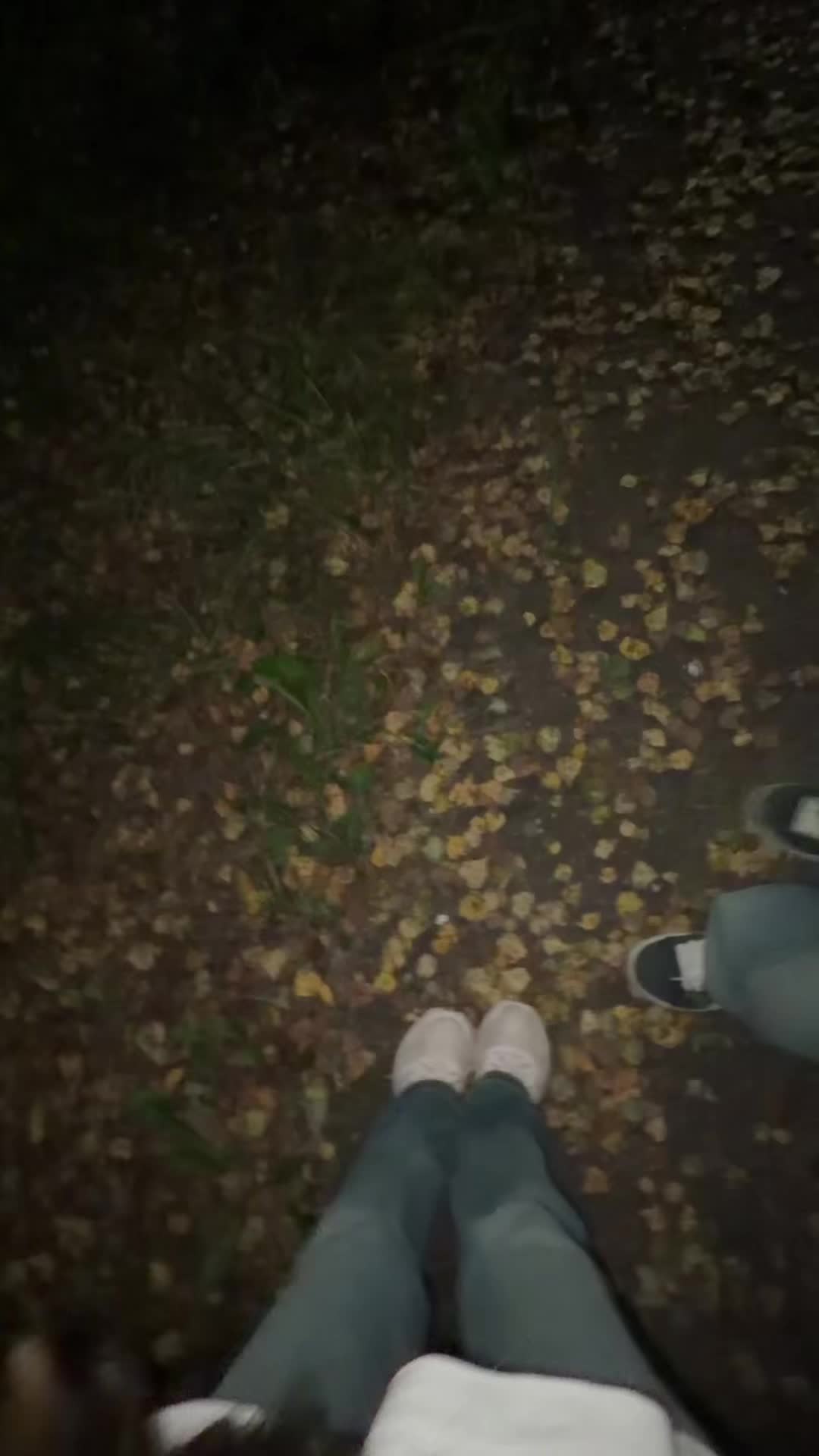 @пальчики амонгасики🦐🫶🏻🦶🏿