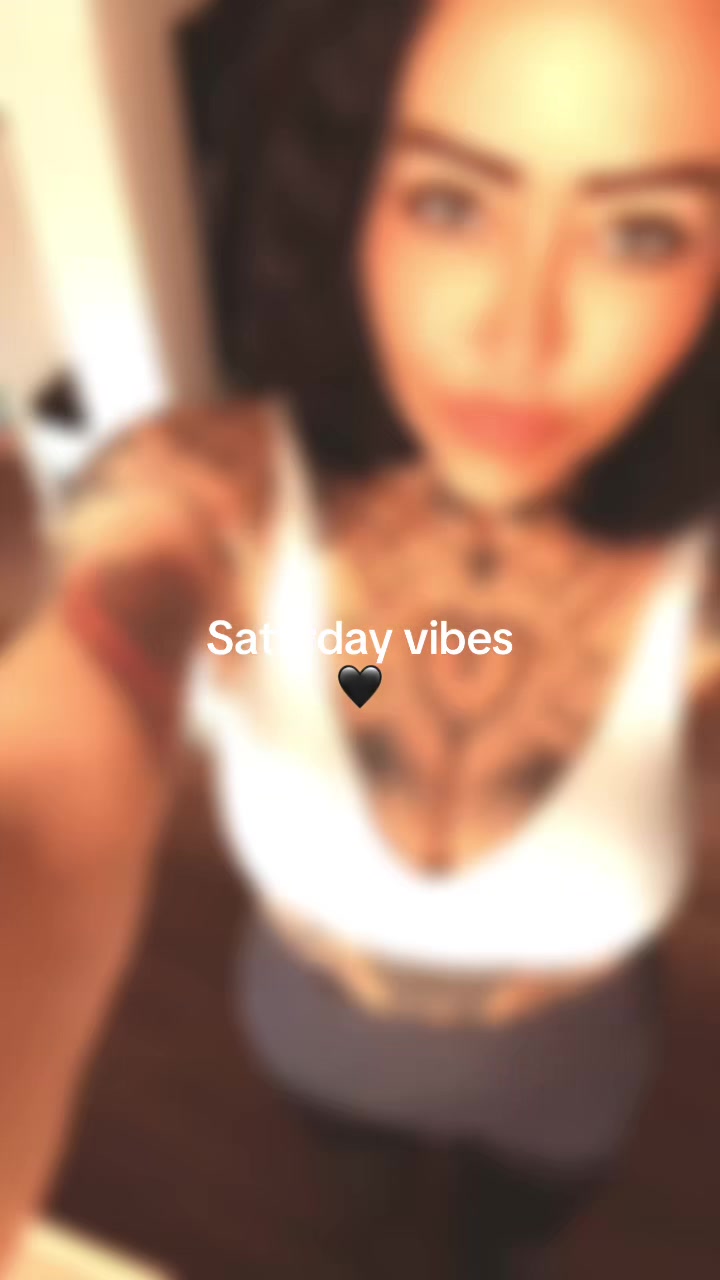 @Tallie🖤🏳️🌈