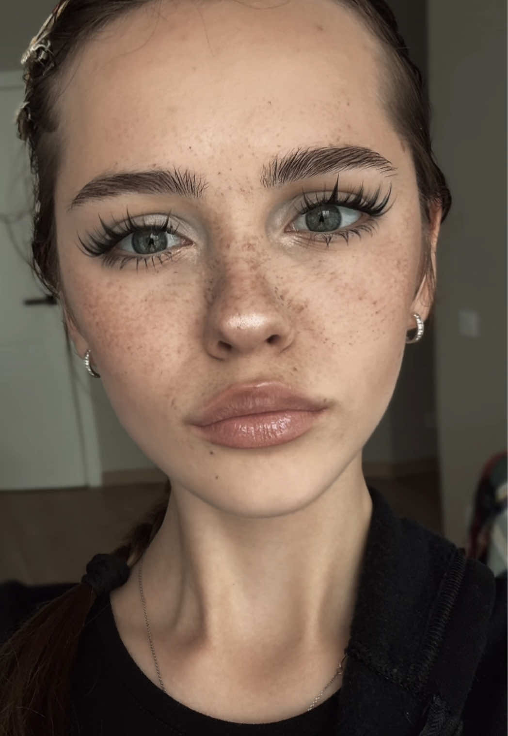 @Маня мур 🌼