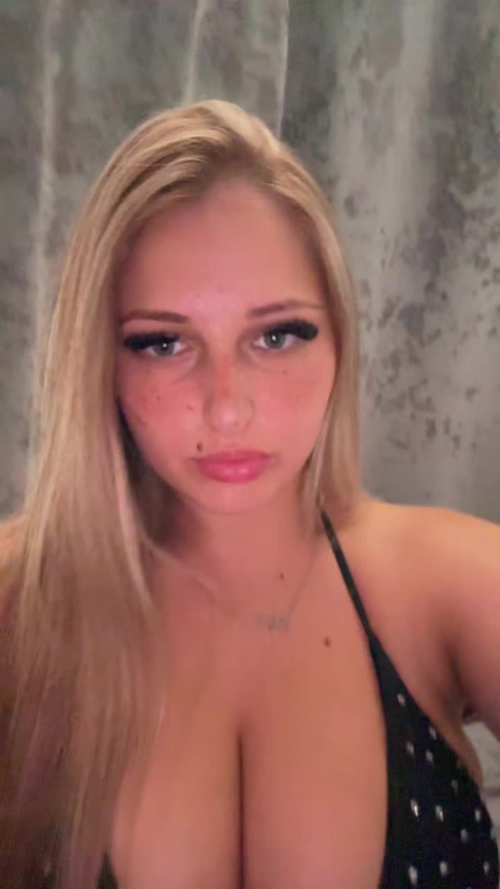 @skyeblossomx