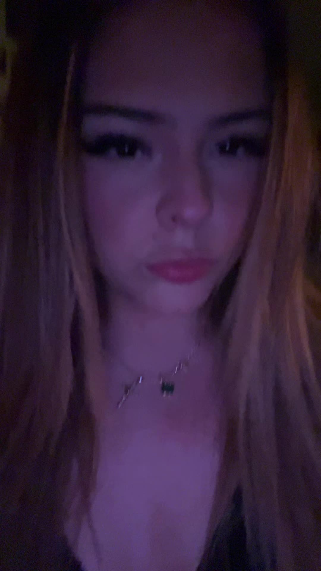 @evie.mayspam.x