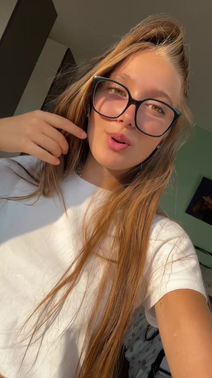@lena