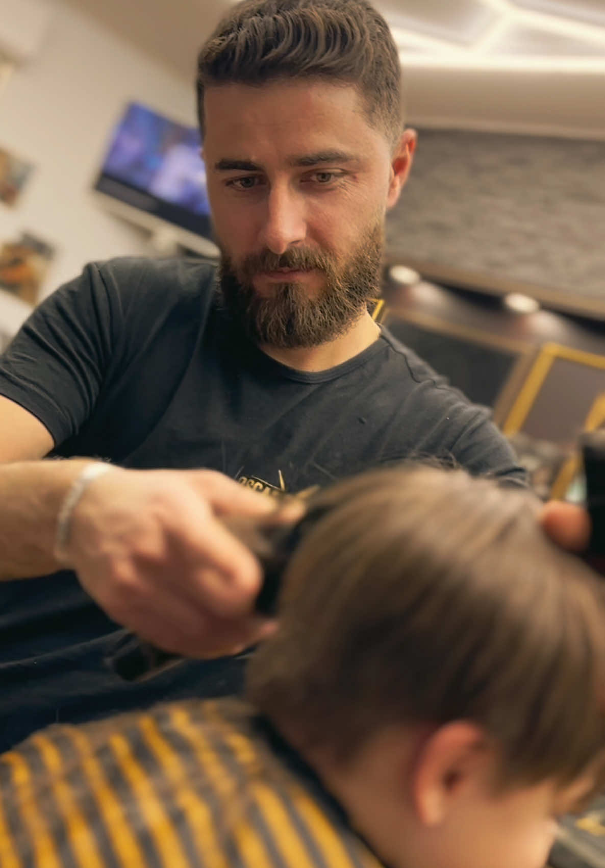 @Oscaro Friseur