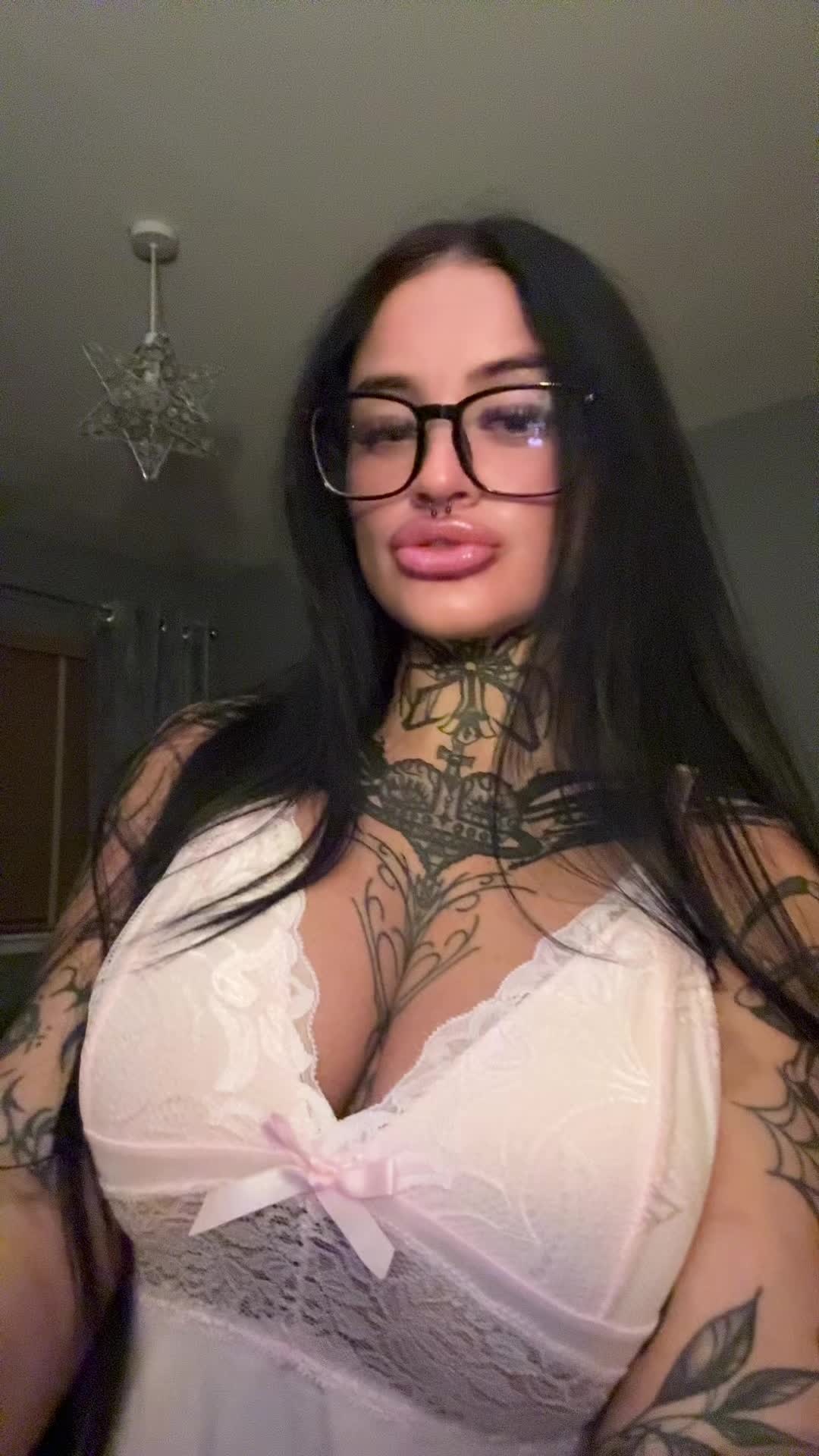 @UNHOLYERIN