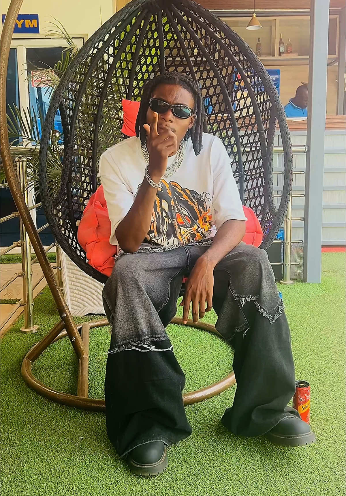 @Holli Boy 🦅