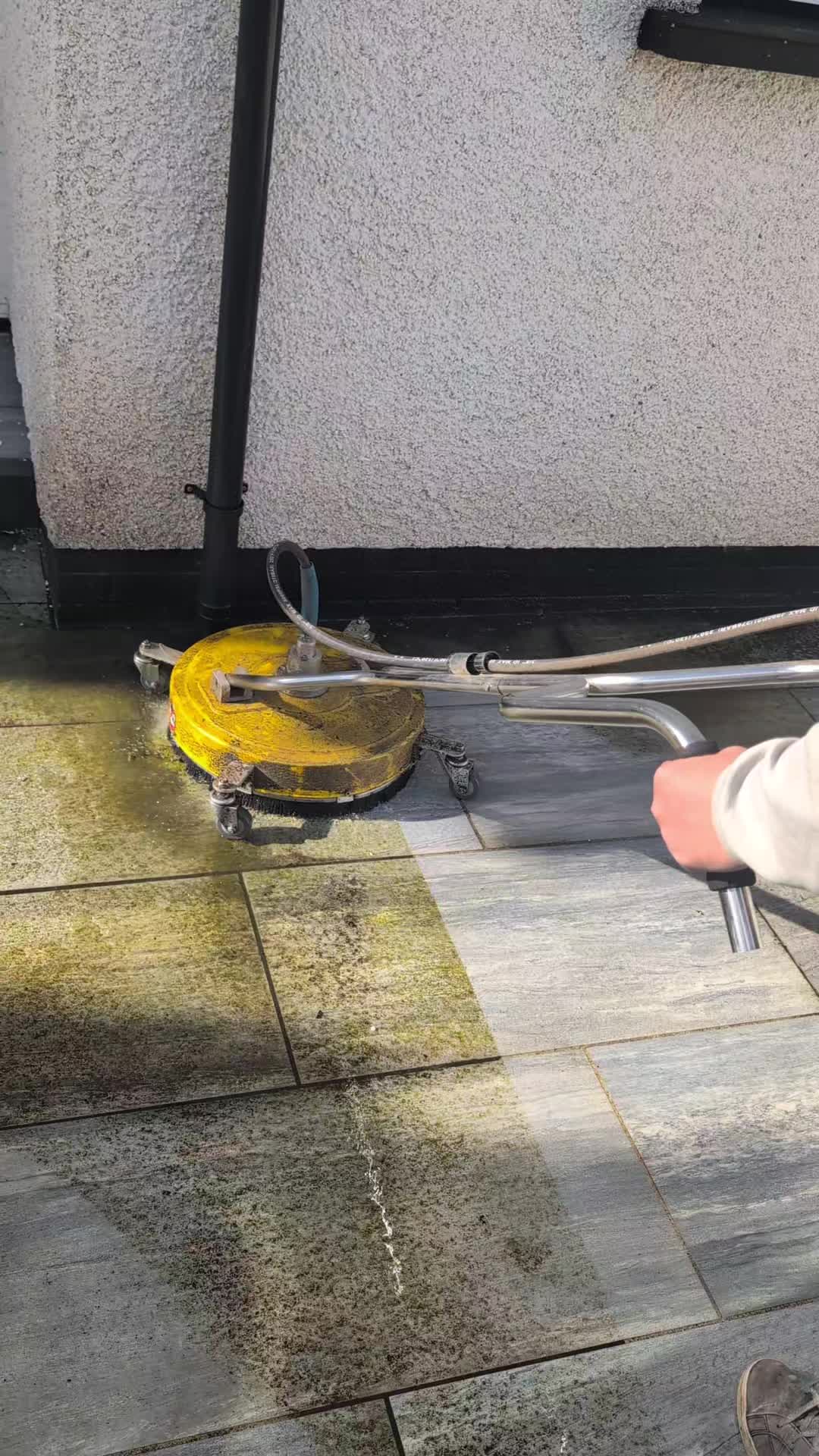 @Exterior Cleaning Services Ni
