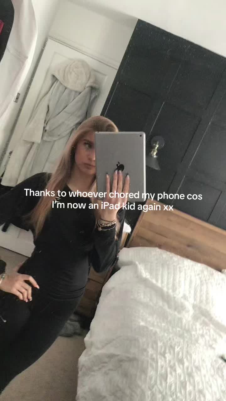 @𝐁𝐎𝐍𝐍𝐈𝐄 💞