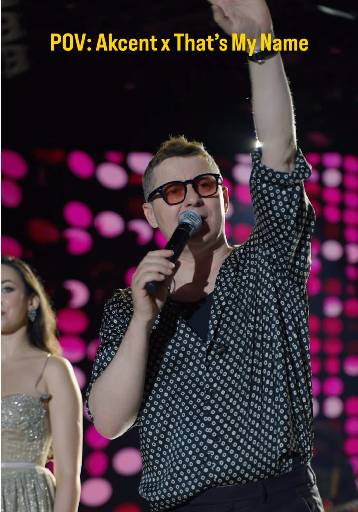 @Akcent