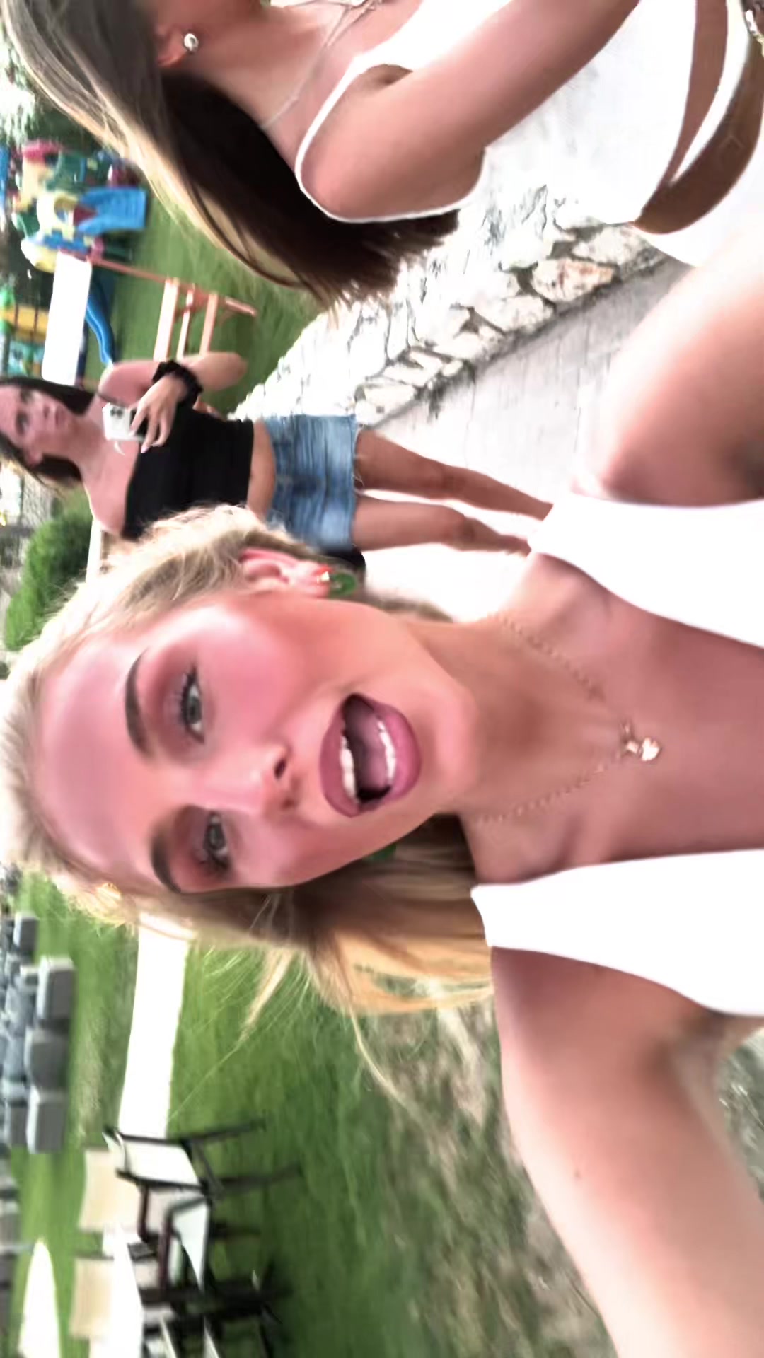 @Dixie Knutsson