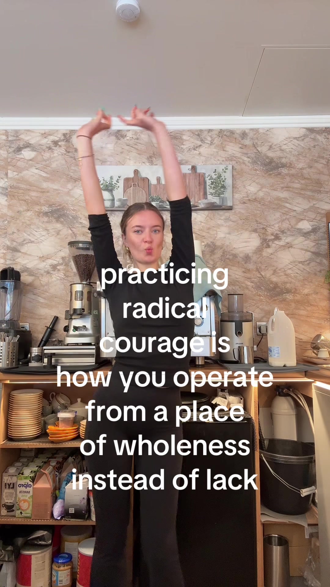 @Catherine Knowles ⋆。°✩