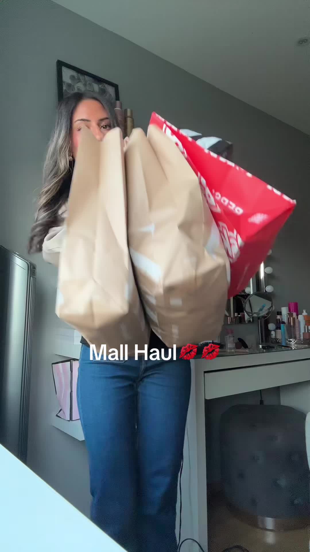 @Laura✟