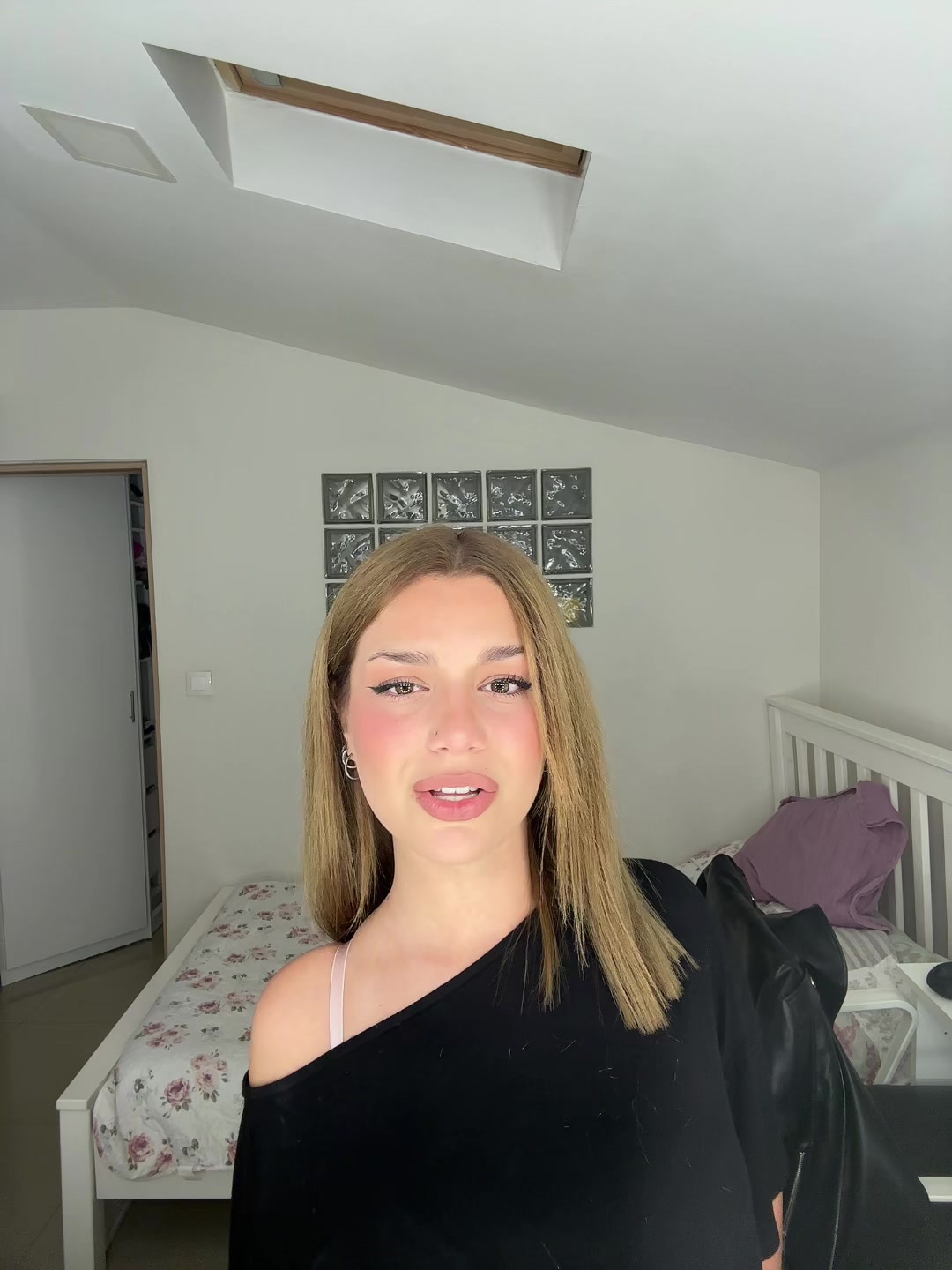 @Antwnia