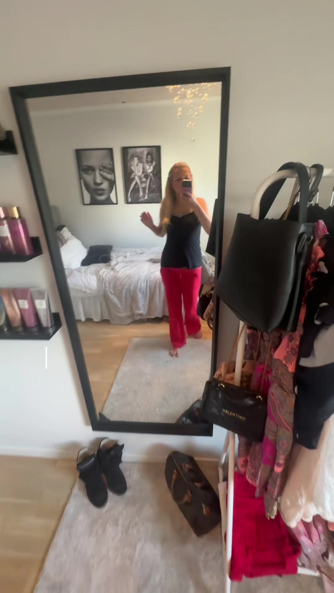 @Holly🛍️🥥🥂