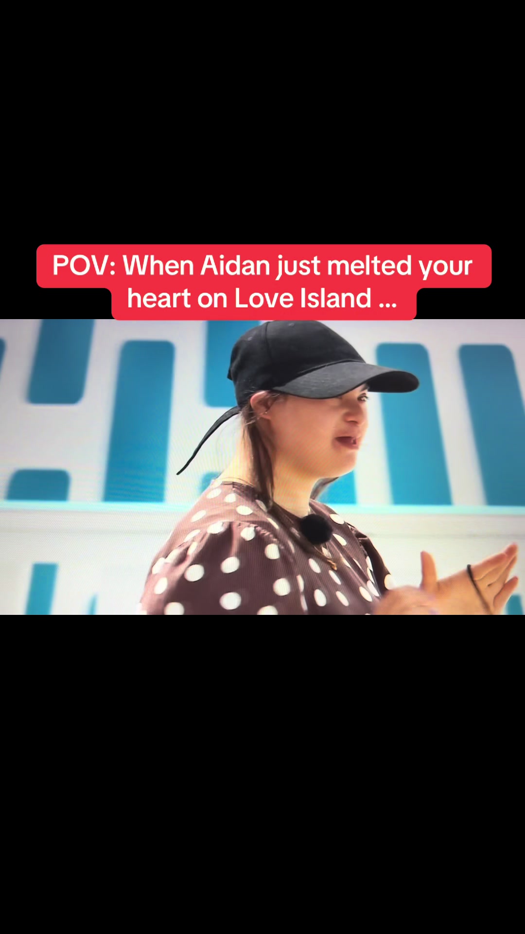 @MeetMaxineTV