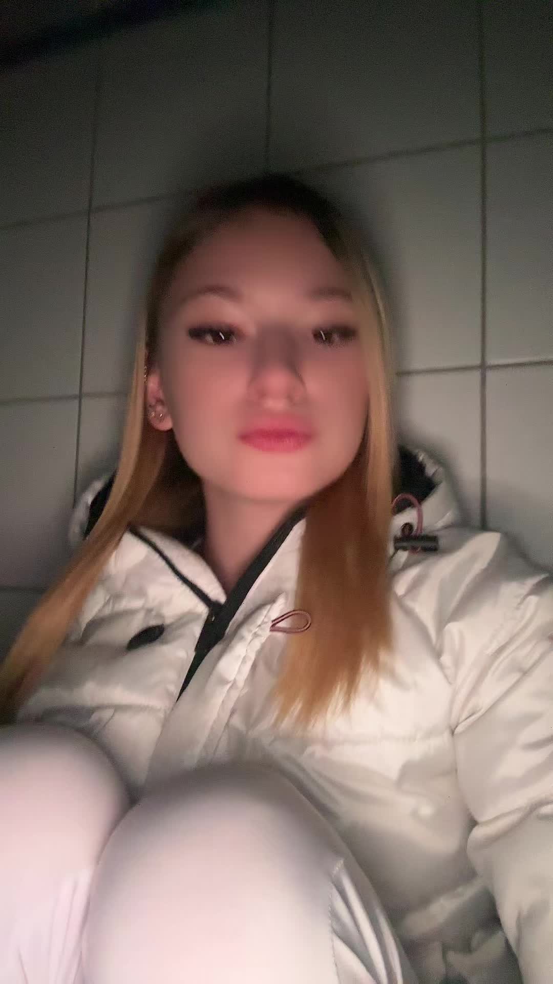 @🫶🏼