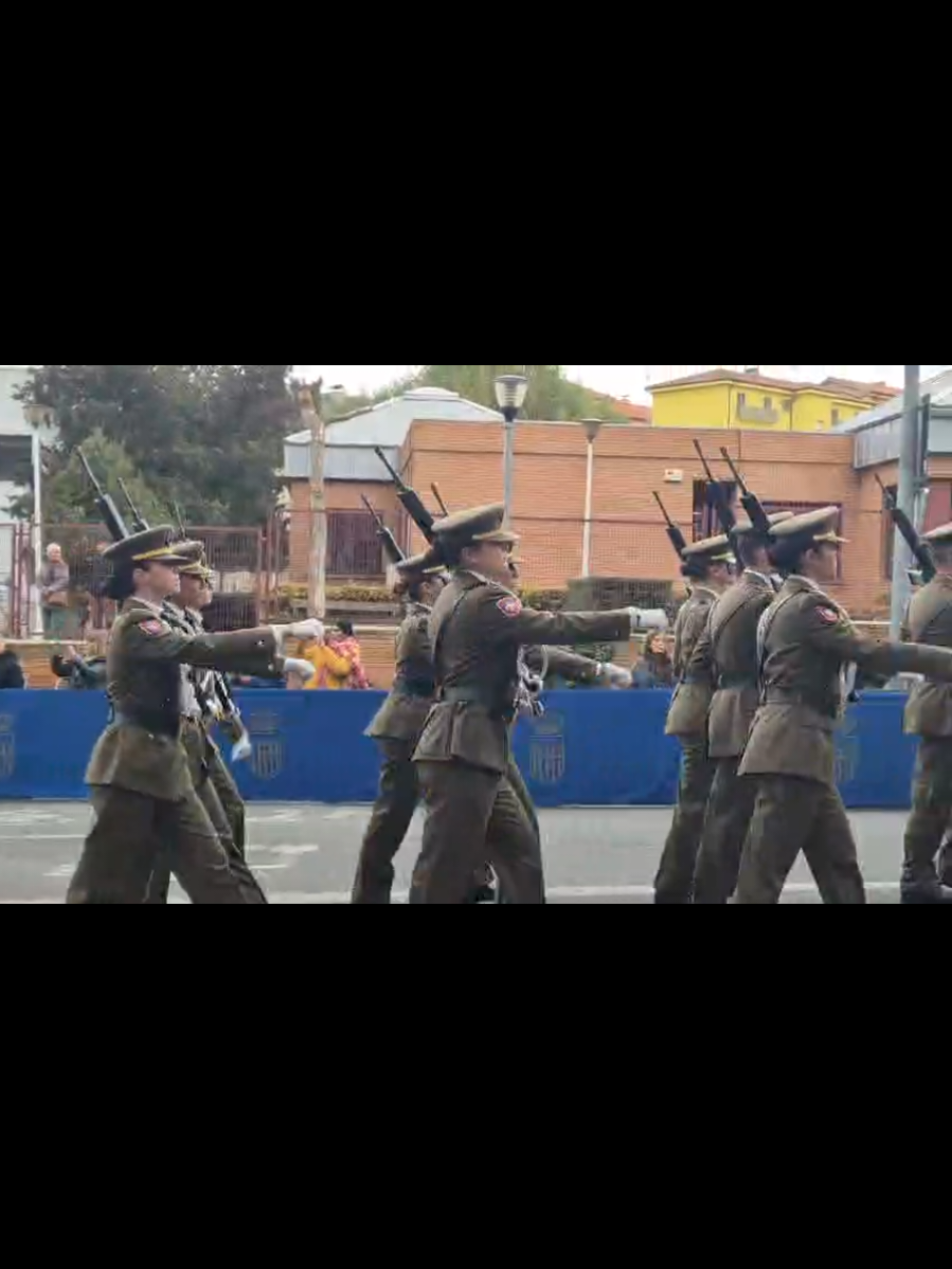 @MUJER Y GUARDIA CIVIL 🇪🇦