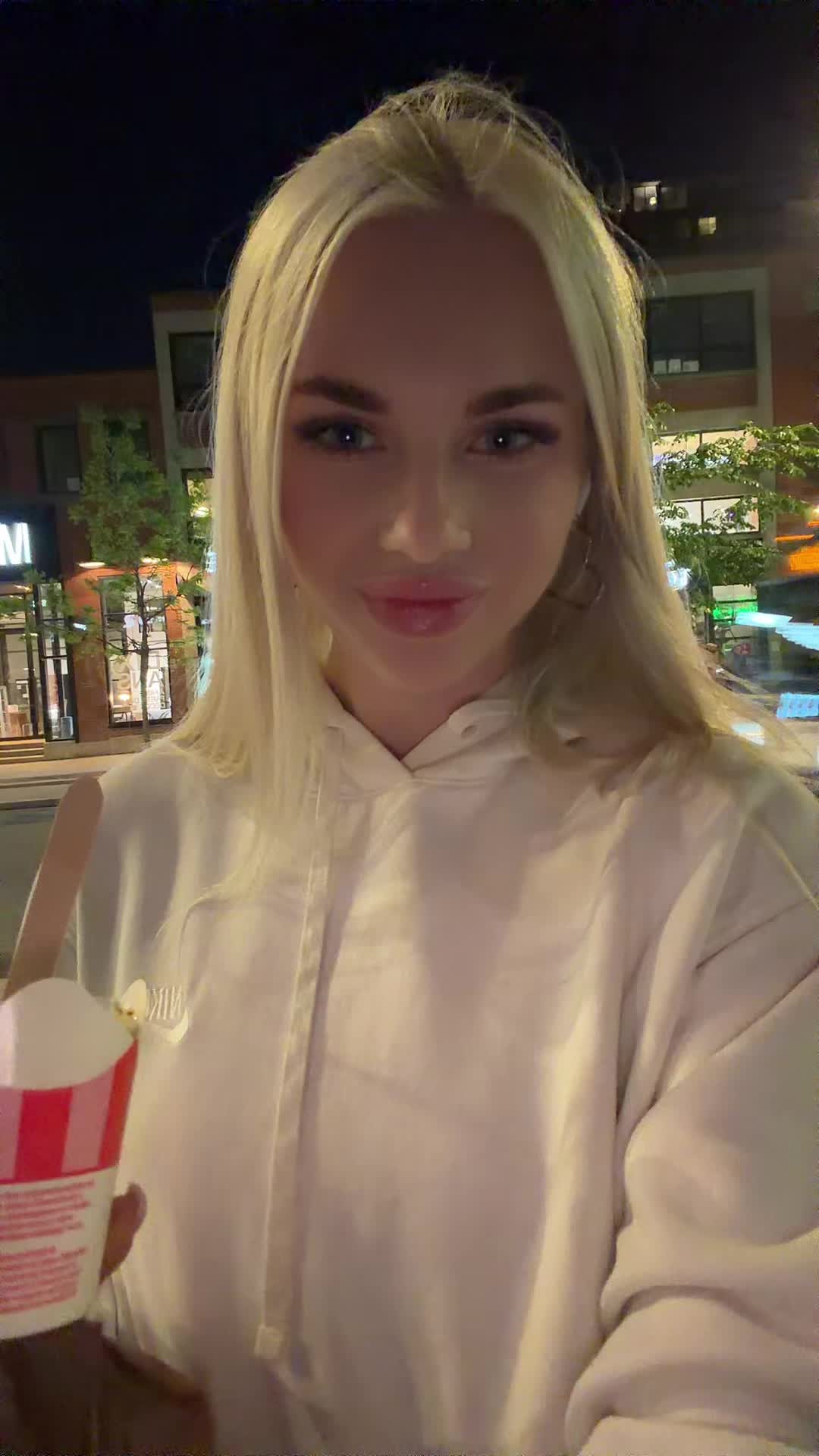 @Slavicblondexoxo