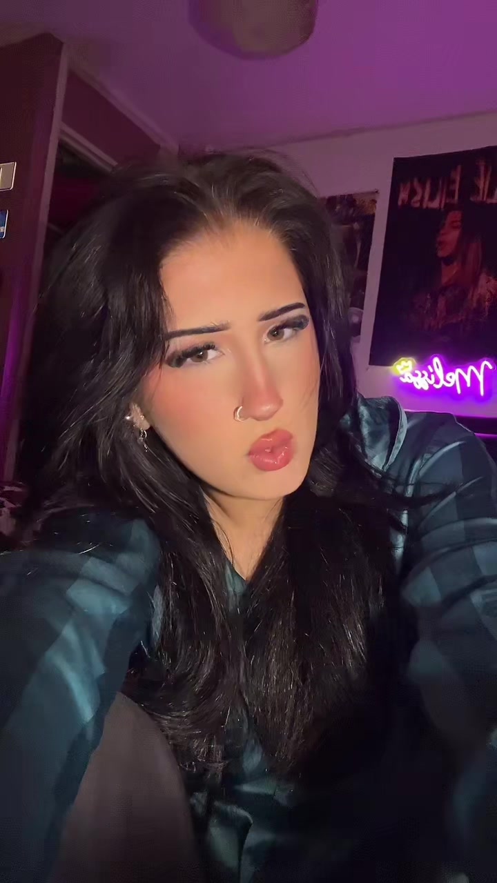 @Melissa🪩🌺