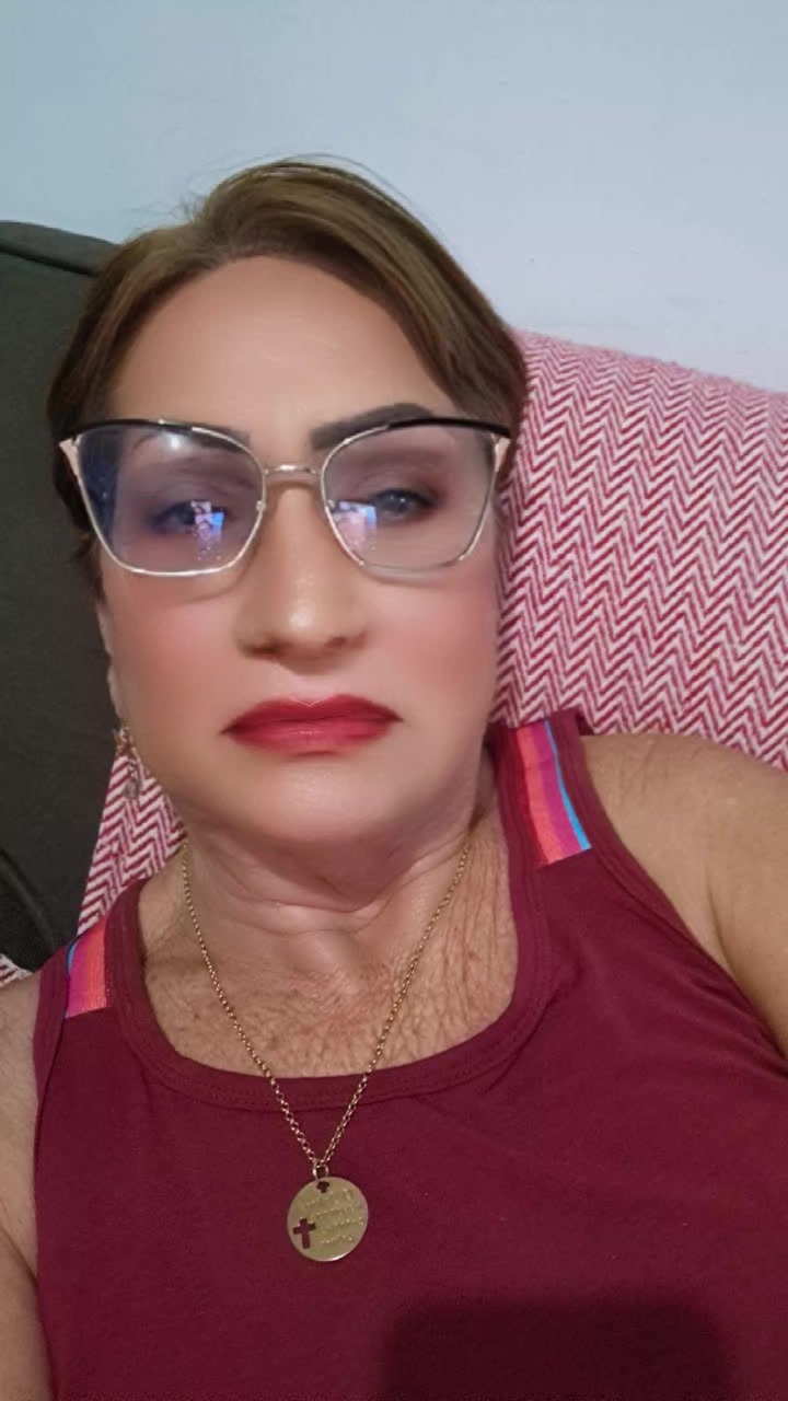 @Luzia Teles 🦋
