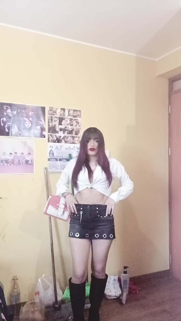@LA PEQUÉ😈