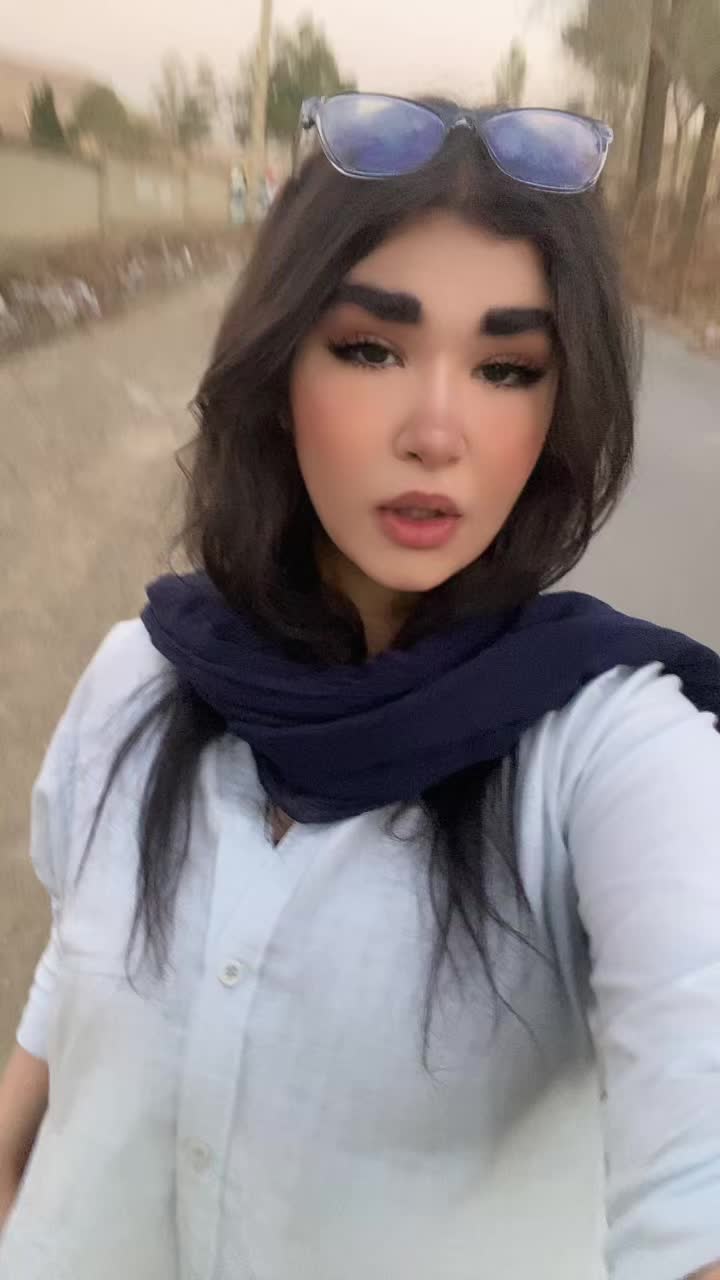 @niloofar.sf