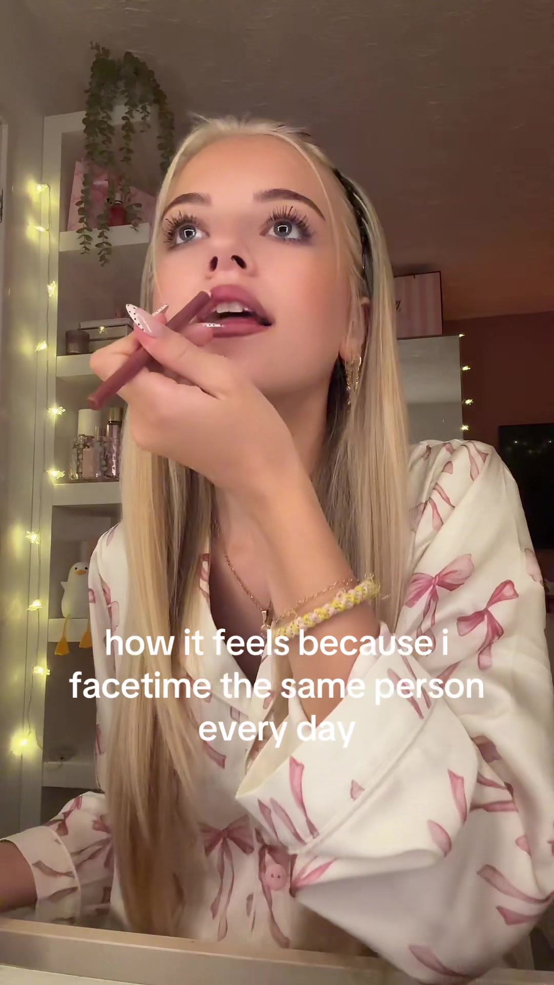 @˙˚𝑐ℎ𝑙𝑜𝑒́🦢˚˙