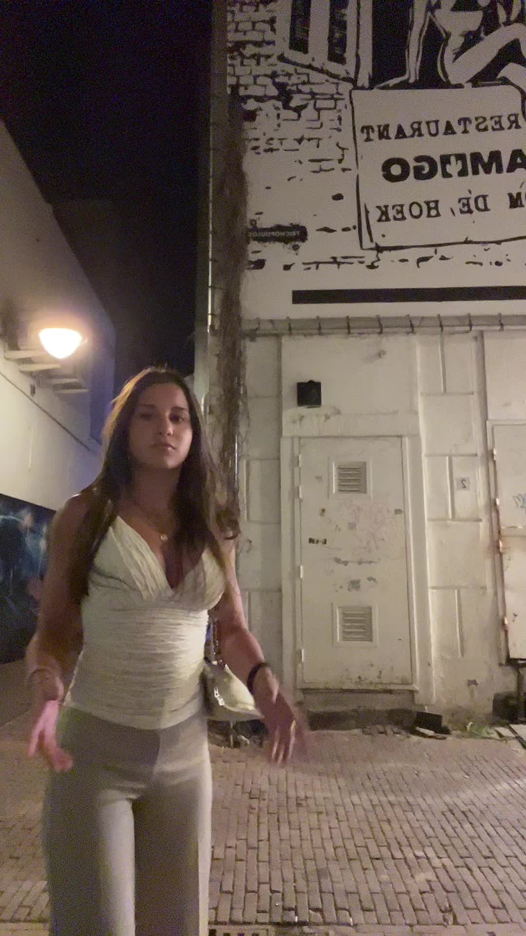@Jula Zonnenberg