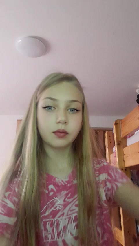 @Ana💗🤗