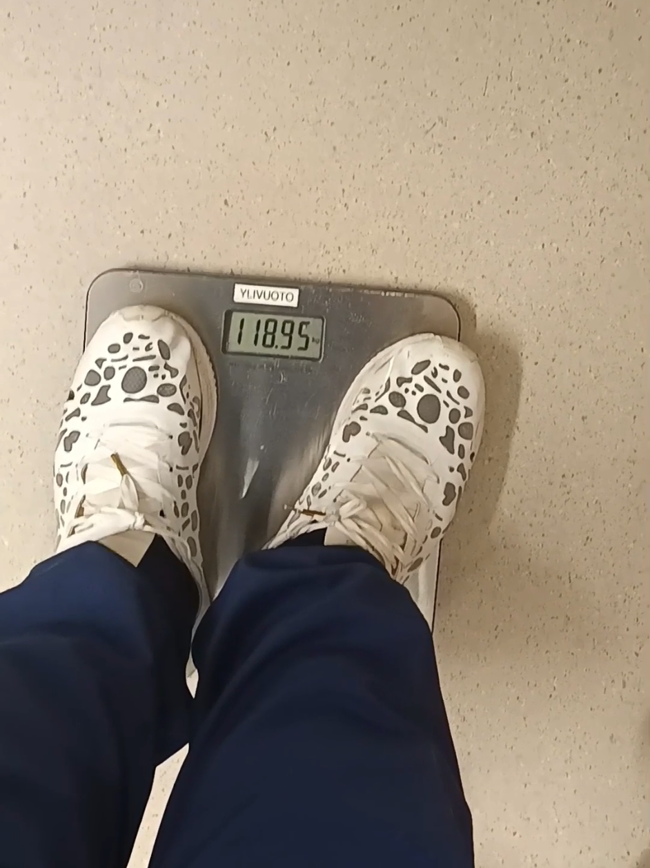 @Anna K Powerlifter