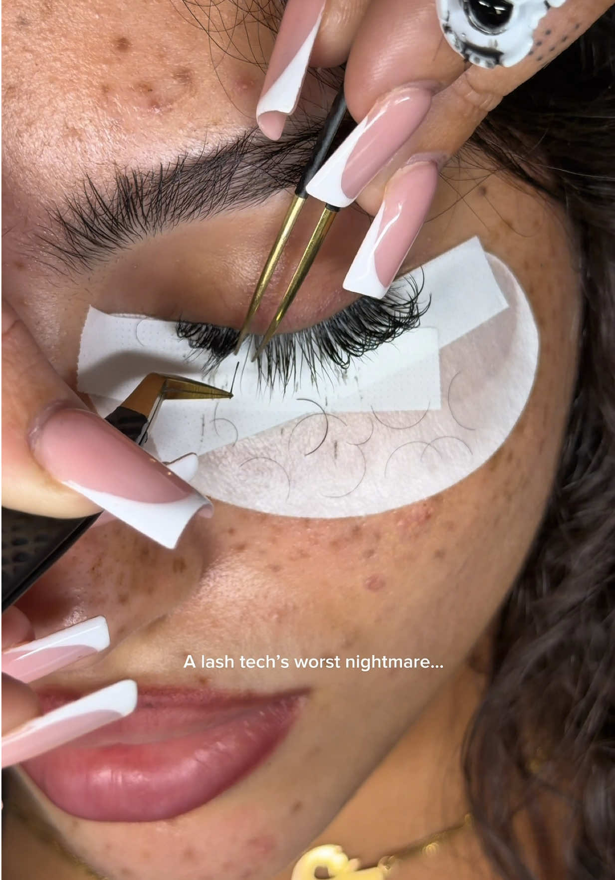 @Lashes By Hols | Lash Supplier